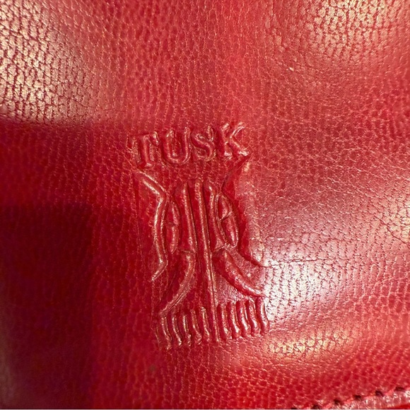 TUSK NEW YORK Women’s Wallet Double Zip Madison Red Pebbled Leather - Picture 4 of 15